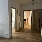 Kotlina Klodzka - Przestrzenny, Dla 6 Osob , 3 , 63 M , Balkon , Podziemny Garaz Free Appartamento *