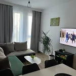 Kotlina Klodzka - Przestrzenny, Dla 6 Osob , 3 , 63 M , Balkon , Podziemny Garaz Free * Klodzko