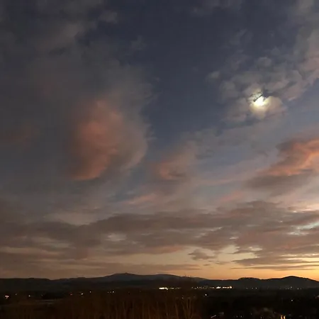 Kotlina Klodzka - Na Wylacznosc Na Letniej , 63 M , 2 Sypialnie , Salon Z Aneksem Kuchennym , Balkon , Podziemny Garaz Free Lejlighed *