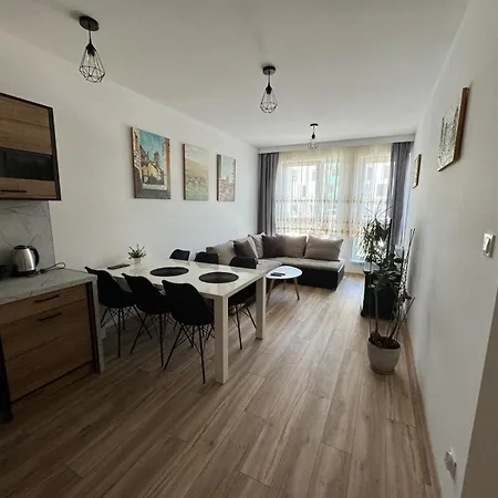 公寓 Kotlina Klodzka - Przestrzenny, Dla 6 Osob , 3 , 63 M , Balkon , Podziemny Garaz Free *