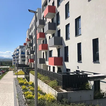 Kotlina Klodzka - Na Wylacznosc Na Letniej , 63 M , 2 Sypialnie , Salon Z Aneksem Kuchennym , Balkon , Podziemny Garaz Free * Kłodzko