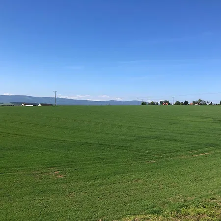 Kotlina Klodzka - Przestrzenny, Dla 6 Osob , 3 , 63 M , Balkon , Podziemny Garaz Free * Klodzko