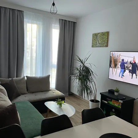 Kotlina Klodzka - Przestrzenny, Dla 6 Osob , 3 , 63 M , Balkon , Podziemny Garaz Free * 克沃兹科