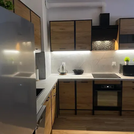 Kotlina Klodzka - Na Wylacznosc Na Letniej , 63 M , 2 Sypialnie , Salon Z Aneksem Kuchennym , Balkon , Podziemny Garaz Free *