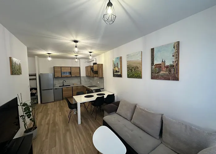 Kotlina Klodzka - Na Wylacznosc Na Letniej , 63 M , 2 Sypialnie , Salon Z Aneksem Kuchennym , Balkon , Podziemny Garaz Free קלודז'קו