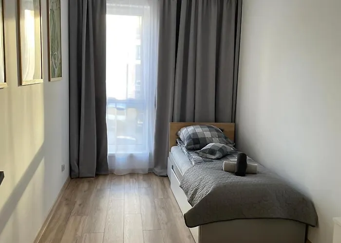 דירה Kotlina Klodzka - Na Wylacznosc Na Letniej , 63 M , 2 Sypialnie , Salon Z Aneksem Kuchennym , Balkon , Podziemny Garaz Free *