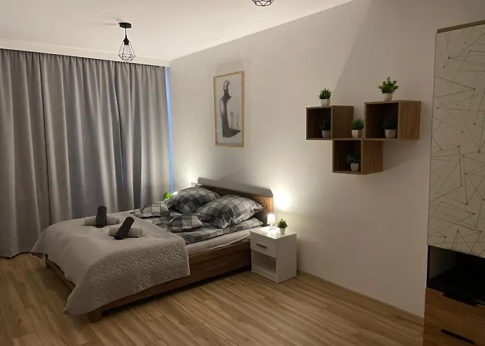 Kotlina Klodzka - Na Wylacznosc Na Letniej , 63 M , 2 Sypialnie , Salon Z Aneksem Kuchennym , Balkon , Podziemny Garaz Free *